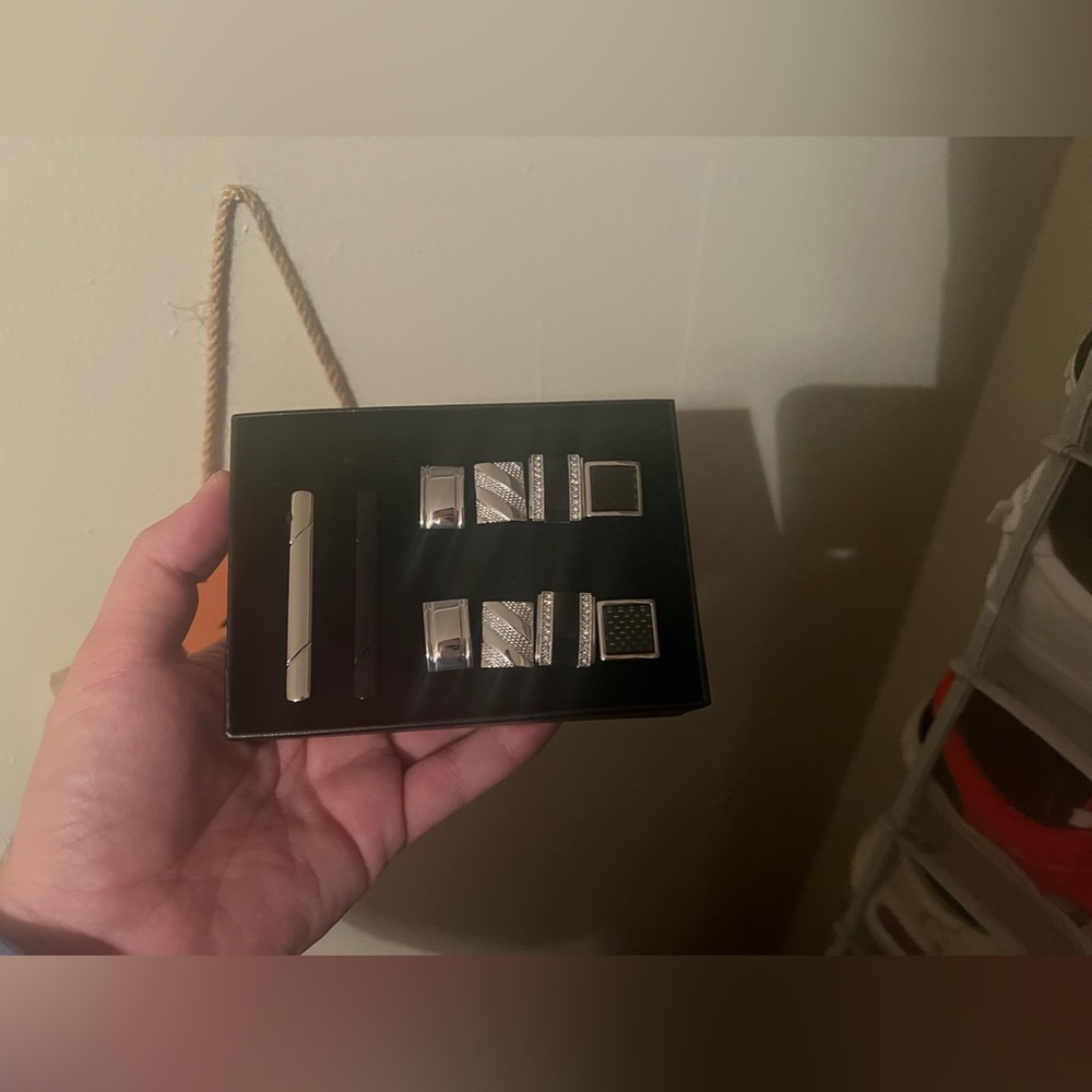 Brand New Black & Silver Dress Shirt Cuffs & Tie Clips